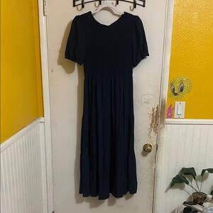 Elegant Navy Midi Dress